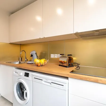 Amja Saint-Roch: Spacious Family Apartment with Parking Montpellier Exterior photo